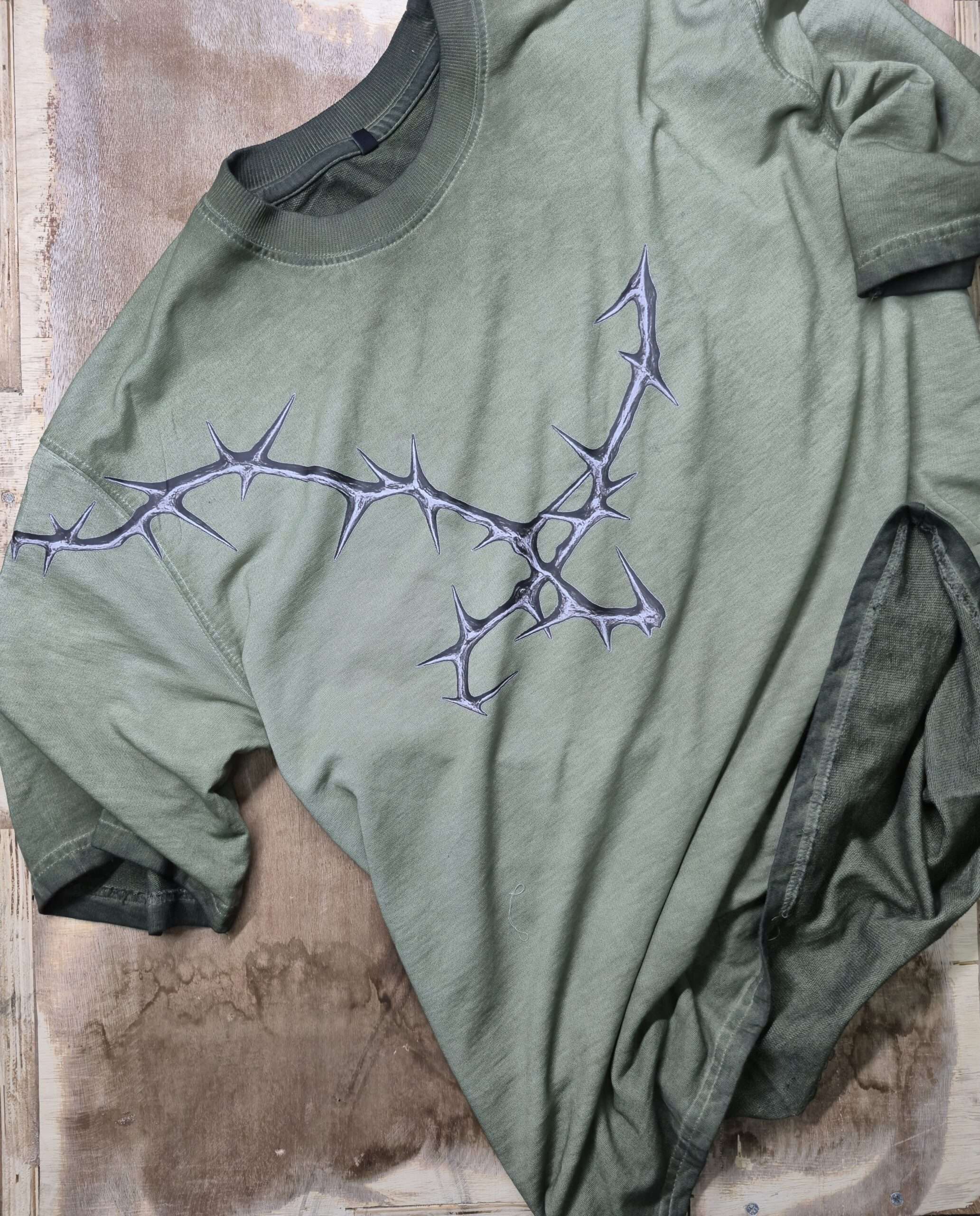 chrome thorn oversized – sun faded green chrome thorn oversized – sun faded green